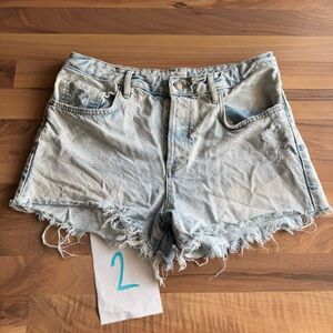 Free People Summer‎ Distressed Blue Jean Shorts Size 31